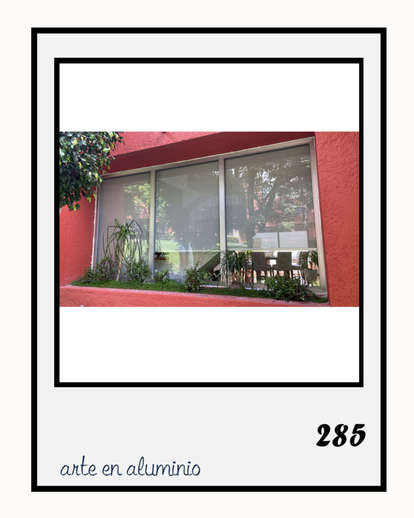 G285