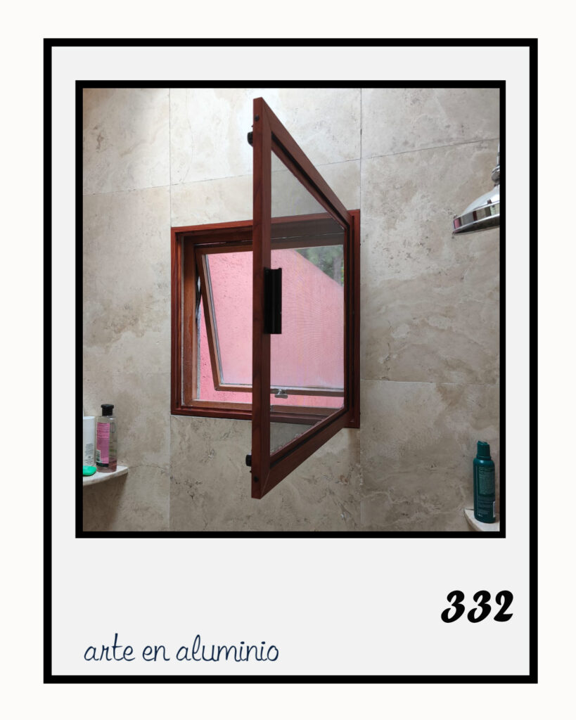 G332